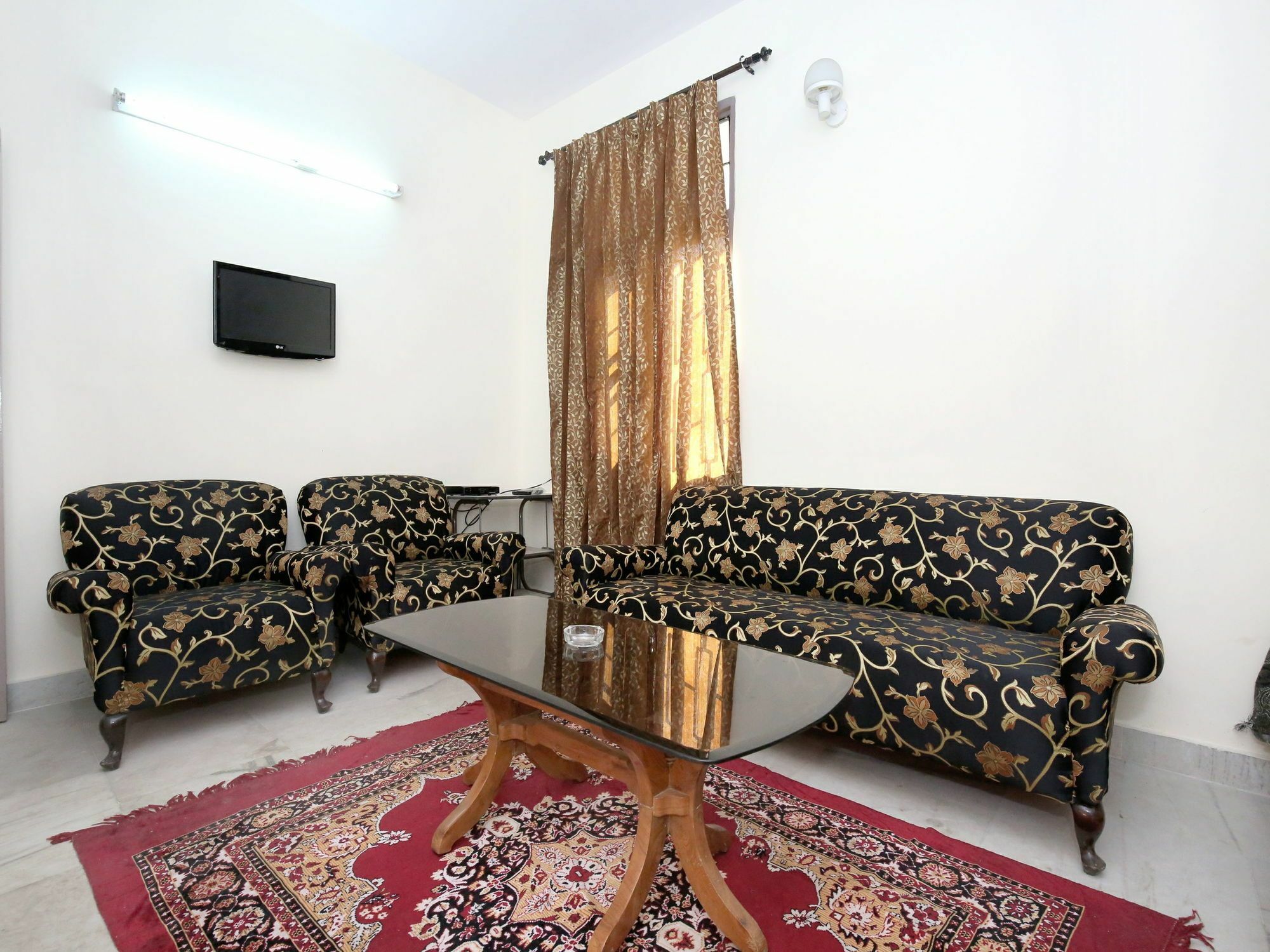 Elegant 3Bhk Abode In Shoghi, Shimla Διαμέρισμα Εξωτερικό φωτογραφία
